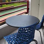 Cozy Studio, Wifi Free Pool View 펜션 플라야데라스아메리카스