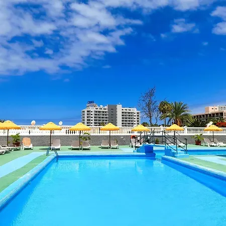 Cozy Studio, Wifi Free Pool View Holiday home Playa de las Americas (Tenerife)